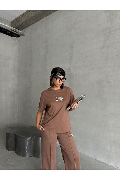 Cappmoda Tkm-0042 Καφέ μπλουζάκι με λαιμόκοψη χωρίς γραφή, παντελόνι Palazzo, διπλό σετ