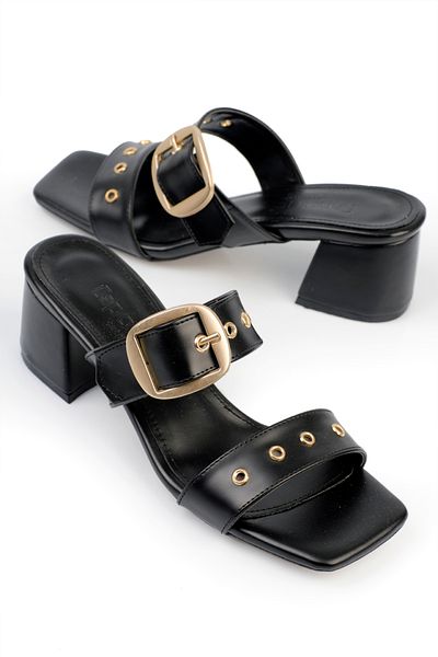 Capone Outfitters Γυναικείες παντόφλες Mala