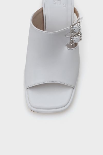 Capone Outfitters Γυναικείες παντόφλες Mona Blunt Toe με μεσαίο τακούνι με διπλή πέτρα