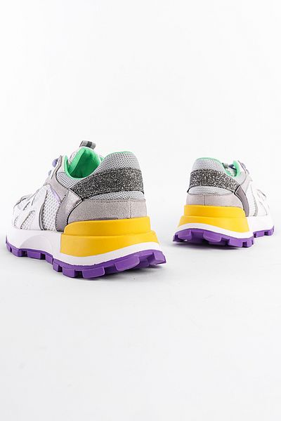 Capone Outfitters حذاء رياضي نسائي - تصميم مجزأ