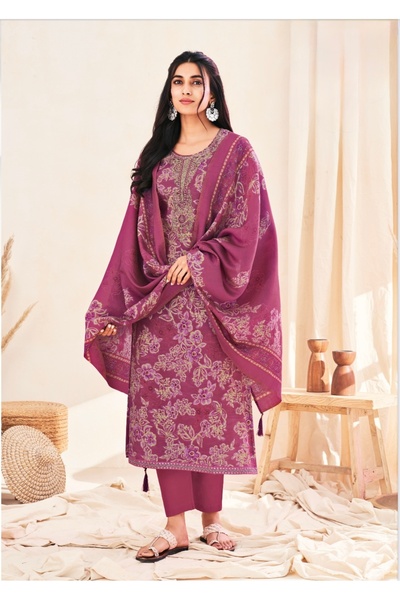 MAJESTIC STYLE FASHION فستان من قماش المودال النقي المطبوع مع تفاصيل من رقائق...