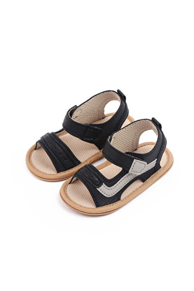 Pure Boutique Black sandals with gray insert for boys