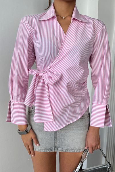 leyla sanat sanata yeni bir bakış açısı Leyla Sanat a New Perspective on Art Striped Poplin Double Breasted Tie up Shirt - Pink