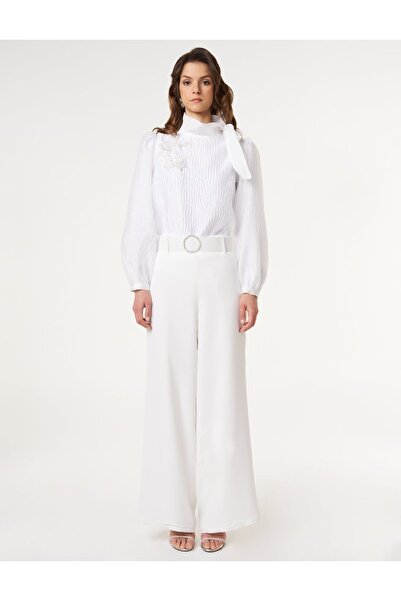 Kayra Metal Toka Detaylı Krep Pantolon Optik Beyaz