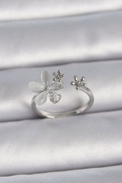 Store Brass Silver Color Adjustable Zircon Stone White Enamel Leaf Model Women's Ring