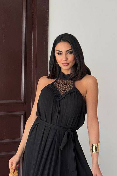 Ortaya Çık Black Halter Neck Guipure Detailed Dress