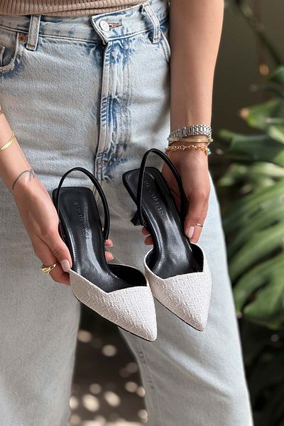 NİŞANTAŞI SHOES Damskie buty na obcasie Ponnie White Kilim Pointed Toe