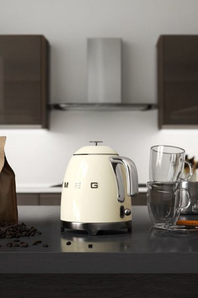 SMEG ريترو 50 كيتل ميني كريم KLF05CRED