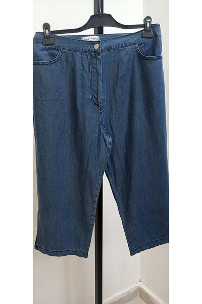AKŞEN GİYİM PANTALONI CAPRI FEMEI DE MĂRIME MARE, SUBȚIRE, DENIM REAL, 4 BUCĂȚI, CU JUMĂTATE ELASTICE PE LATERALE