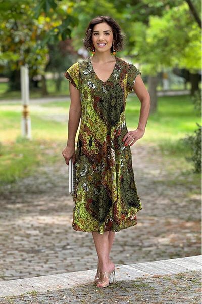 Nevin Kaya Moda Rochie Afitap verde cu model chihlimbar