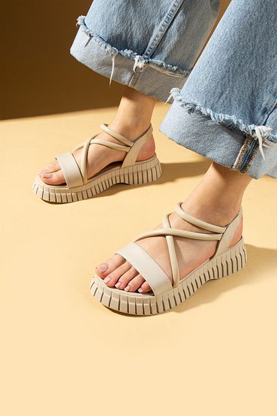 Pembe Potin New Season Women's Beige Cream Banded Comfortable Poly Sole Stylish Daily Sandals