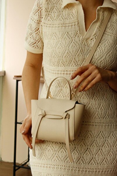 KOÇAK ÇANTA Μίνι γυναικεία τσάντα χεριού, ώμου και ώμου με λεπτομέρεια με κόμπους