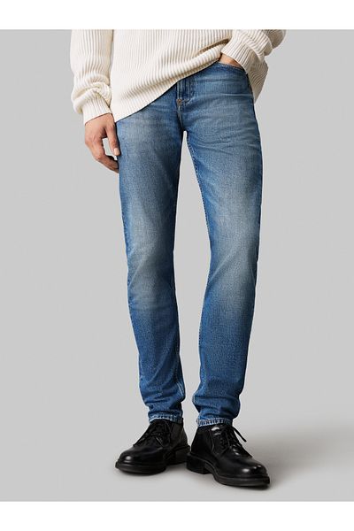 Calvin Klein Men Denim Dark Tapered Jeans
