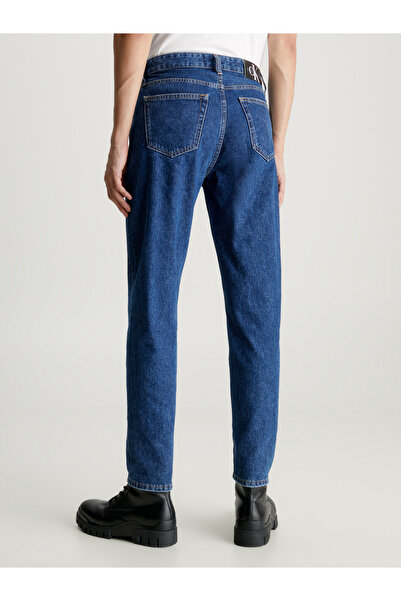 Calvin Klein Men Denim Dark Tapered Jeans