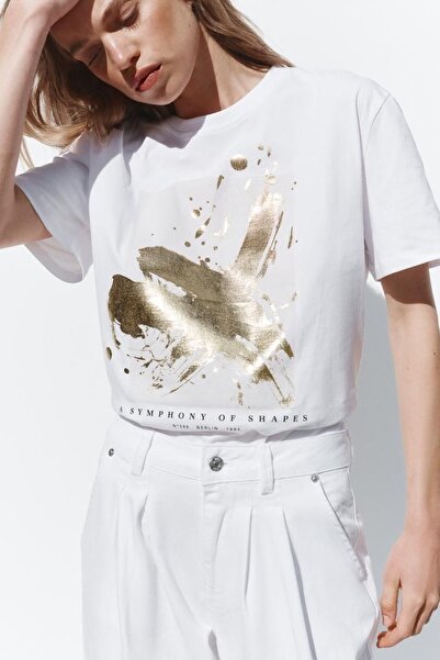 Bengi Clothing تي شيرت مطبوع بأكمام قصيرة وقصة كبيرة الحجم