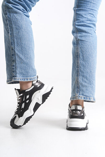 Solo Bag DEL'SOLERA WOMEN'S LACE-UP HIGH SOLE SNEAKER SPORTS SHOES