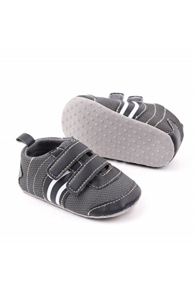 Superbaby Adidasi gri cu barete