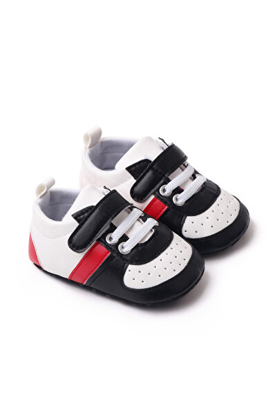 Bebelul Adidasi albi cu negru si rosu