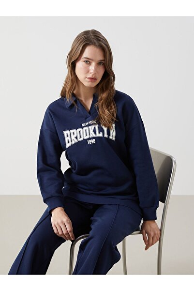 LC Waikiki Γυναικείο χοντρό φούτερ με λαιμόκοψη Polo με τύπωμα