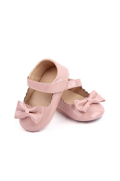 Superbaby Pink patent leather shoes with lace edges