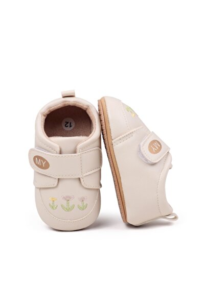 Superbaby Cream shoes with floral embroidery
