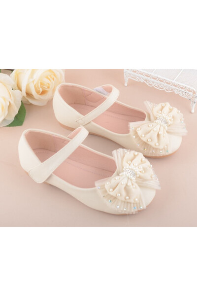 Bebelul Ivory shoes with applied bow