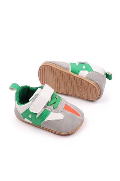 Superbaby Sports shoes for babies, in vibrant colors