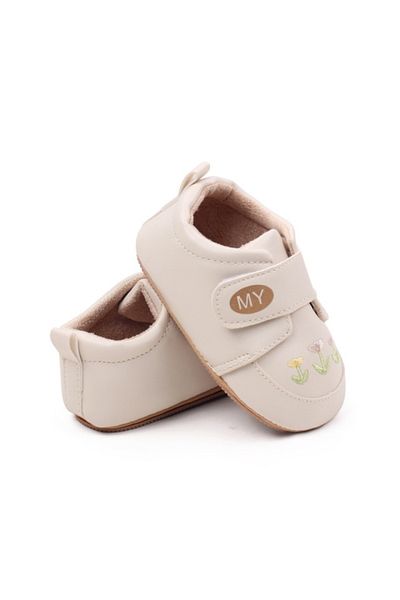 Superbaby Cream shoes with floral embroidery