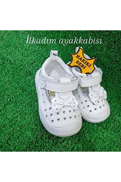 EGE NİNO حذاء Ilkadım من الجلد الطبيعي للفتيات الصغيرات باللون الأبيض لتقويم ...