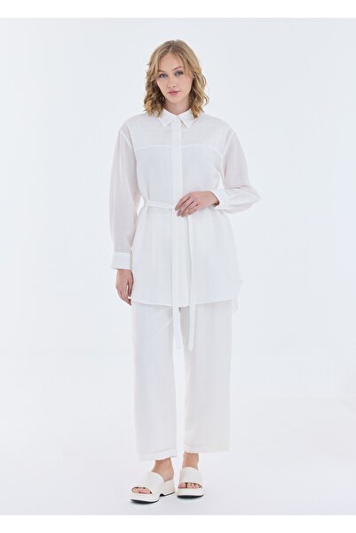 Armağan Costum cu pantaloni cu nasturi