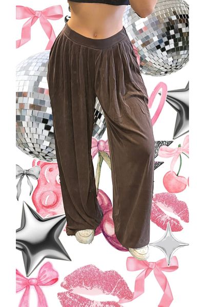 VibeGaia Brown Pleated Relaxed Cut Trousers