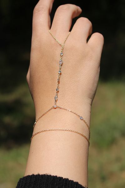 MODA Gold Stone Detail Steel Shahmeran