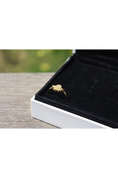 MODA Ayarlanabilir Gold Güneş Detaylı Yüzük