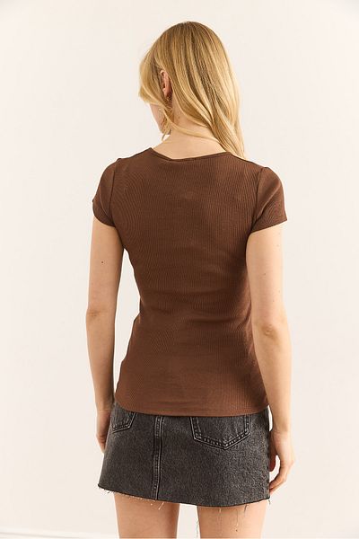 Olalook Women's Bitter Brown V Metal Detailed Flexible Cotton Blouse Blz-19002921