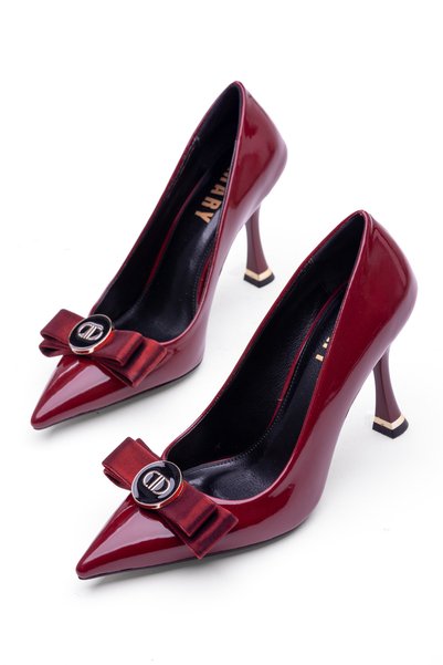 Tasarım Pantofi din piele lăcuită burgundy, cu toc, cu toc subțire, cu vârf ascuțit elegant și pantofi stiletto la modă