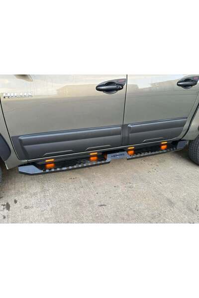 OEM Hilux Revo 2015 - 2025 Yan Kapı Kaplama Garage453