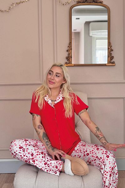 Pijamaevi Red Blossom Exclusive Front Buttoned Women's Pajama Set