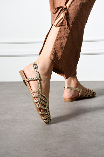 CUCA Genuine Leather Lace Detail Braided Women's Daily Sandals