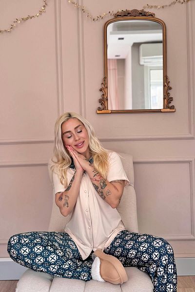 Pijamaevi Beige Floral Harmony Exclusive Front Buttoned Women's Pajama Set