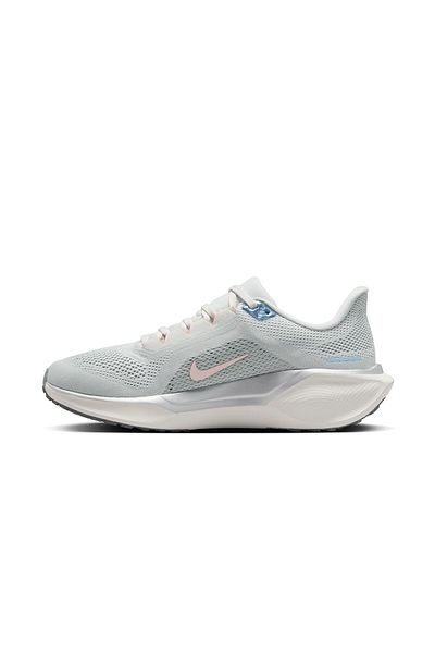 Nike Women's Sports Shoes Pegasus 41 Daily Running and Walking Shoes White Shoes