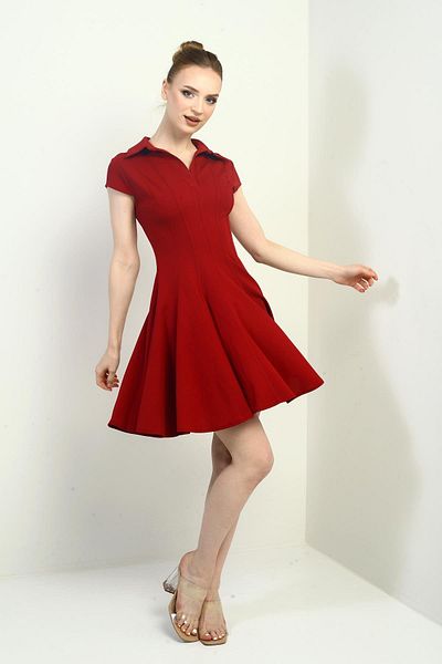 By Saygı Rochie scurtă de damă cu guler polo cu mâneci lunii din Lycra