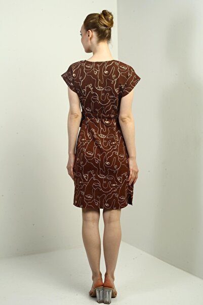 By Saygı Жіноча сукня з напівзастібкою спереду, шнурівкою на талії та вишивкою