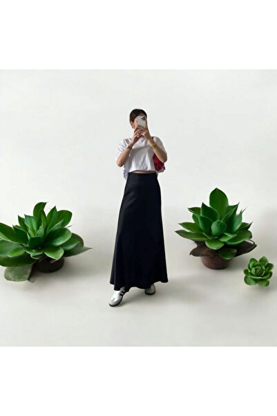 Lovely butik Fİ SATEN FUSTĂ LUNGĂ NEGRĂ