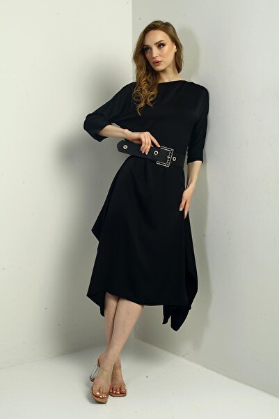 By Saygı Жіноча сукня з асиметричним кроєм, з поясом на талії, з коротким рукавом, з креп-сатину, середньої довжини