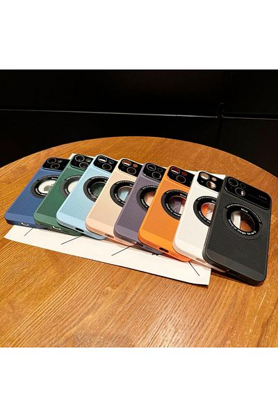 REDz Accessories Husă cu orificii pentru cameră și protecție, Magsafe, pentru iPhone 15, disipare a căldurii, decupaj cu logo, albă