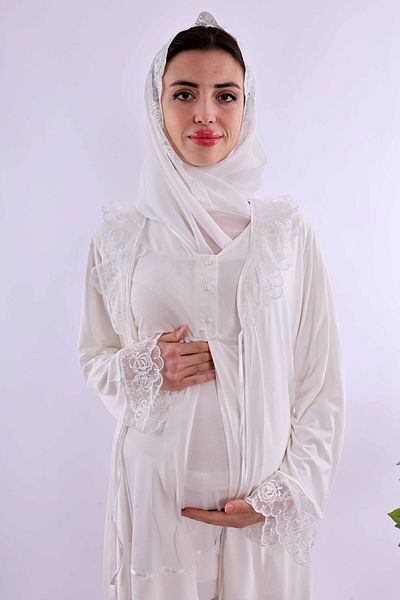 ByLohusa طقم بيجامة للحوامل من Effortt Ecru مع حجاب ورداء صباحي Byl2t80242