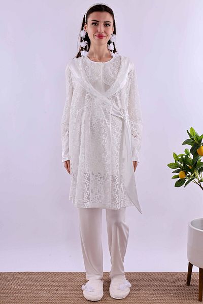 ByLohusa Effortt Ecru Lace Dressing Gown Pajama Set Byl 211202