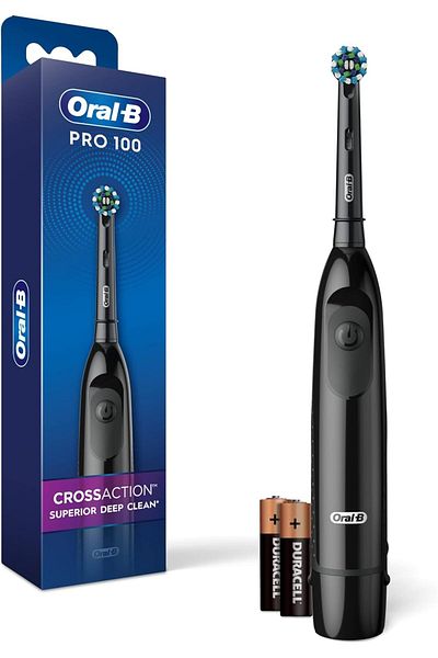 Oral-B Pro 100 CrossAction, Battery Powered Toothbrush, Black, 1 Count (Pack of 1)
