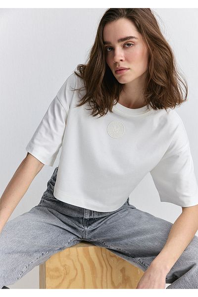 Mavi Patch Logo Printed White Crop T-Shirt Crop / Short Cut 1612892 -70057