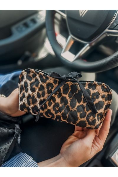 KaiHome Kaileopard Tie-Up Glasses Case